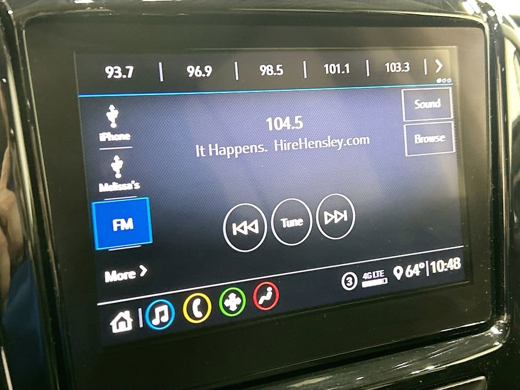 Used 2020 Chevrolet Traverse LT image 14