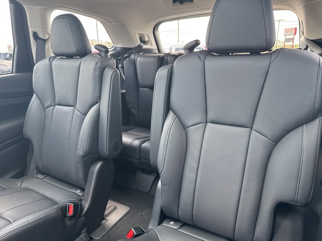 New 2025 Subaru Ascent Limited image 22
