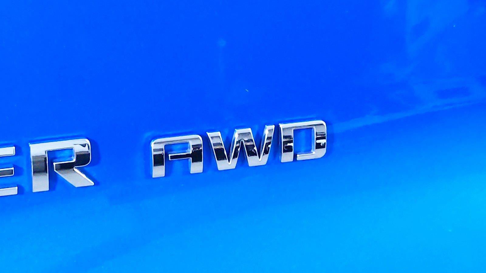 Used 2025 Chevrolet Blazer LT AWD/4WD image 24