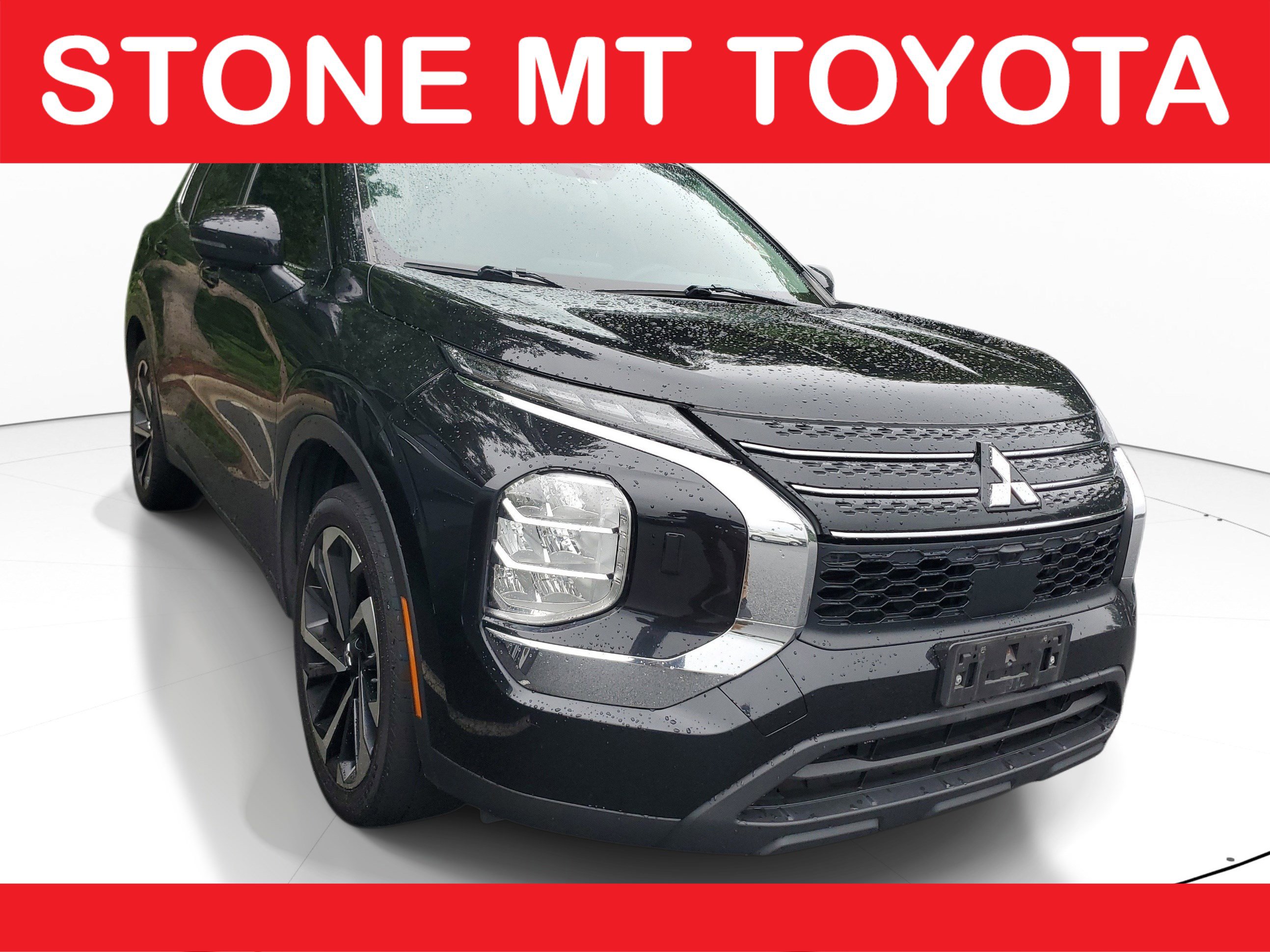 Used 2022 Mitsubishi Outlander ES AWD/4WD image 1