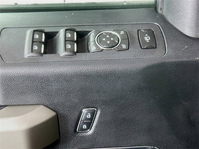 Used 2018 Ford F250 Lariat w/ Chrome Package image 18