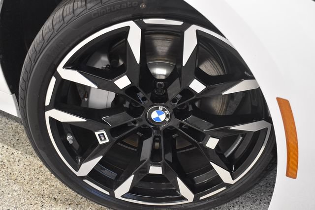 New 2026 BMW 330i xDrive Sedan w/ M Sport Package AWD/4WD image 30