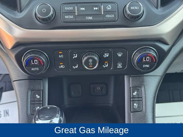 Used 2017 GMC Acadia Denali w/ Technology Package AWD/4WD image 21