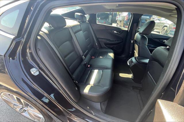 Used 2022 Chevrolet Malibu Premier image 22