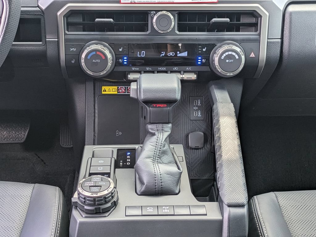 New 2026 Toyota 4Runner TRD Off-Road Premium AWD/4WD image 18