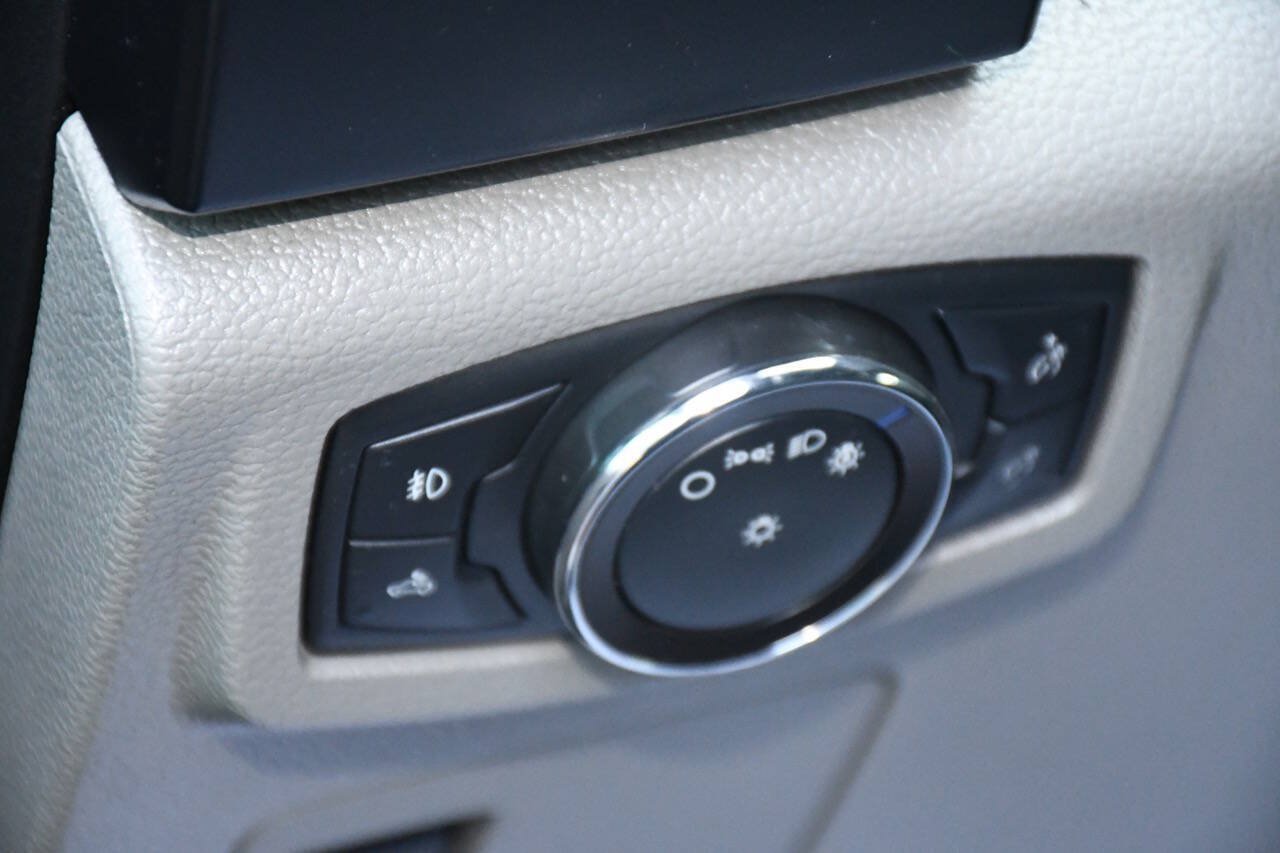 Used 2018 Ford F150 XL w/ Equipment Group 101A Mid AWD/4WD image 28