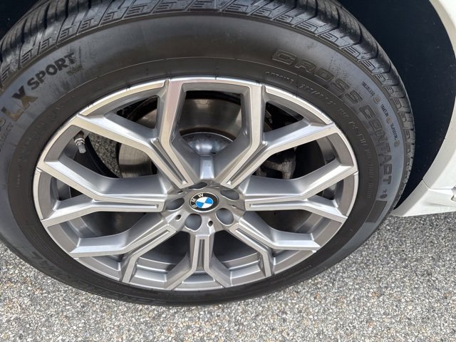 Used 2024 BMW X7 xDrive40i image 52