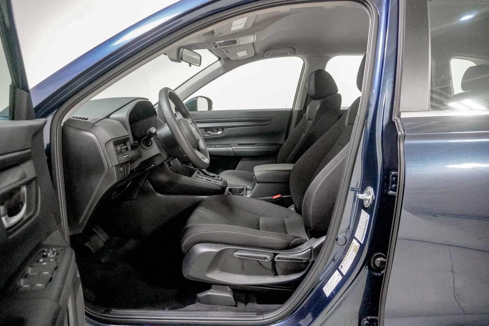 Used 2023 Honda CR-V LX image 19