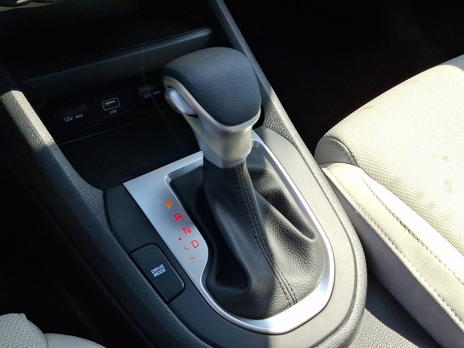 Used 2023 Kia Forte LXS w/ LXS Technology Package image 15