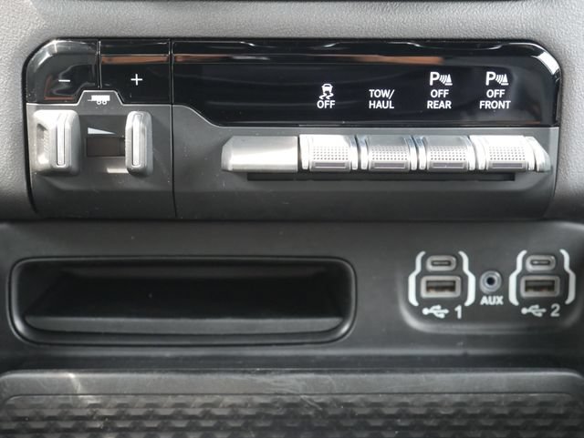 Used 2022 RAM 1500 Big Horn AWD/4WD image 23