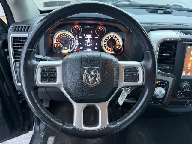 Used 2017 RAM 1500 Laramie AWD/4WD image 17