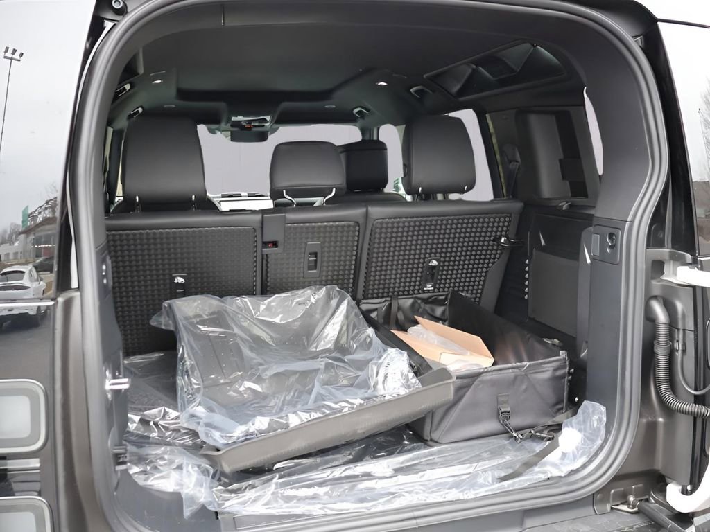 New 2026 Land Rover Defender 110 S image 16