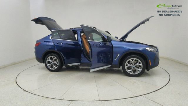 Used 2025 BMW X4 xDrive30i AWD/4WD image 75