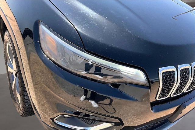 Used 2019 Jeep Cherokee Limited AWD/4WD image 30