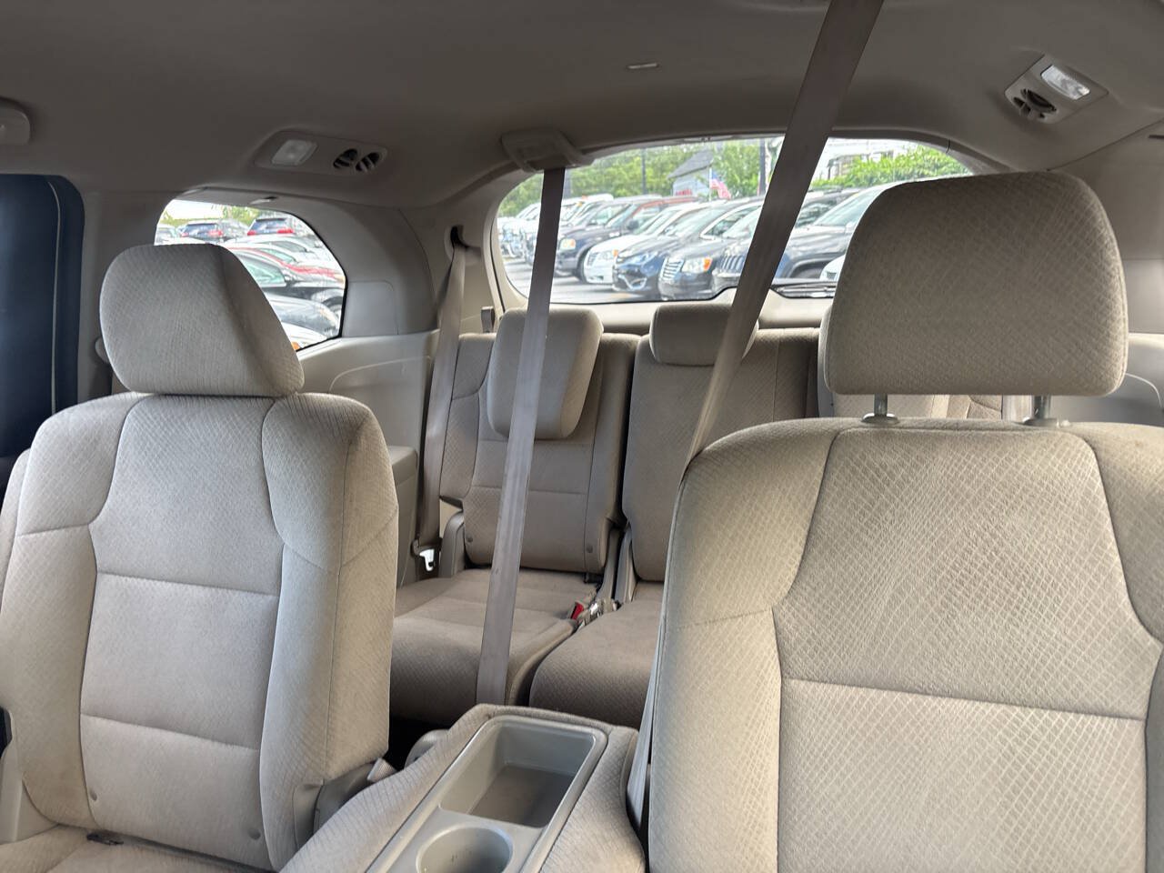Used 2016 Honda Odyssey SE image 10