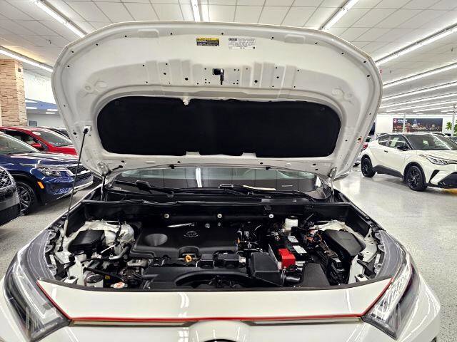 Used 2022 Toyota RAV4 XLE w/ Convenience Package image 40