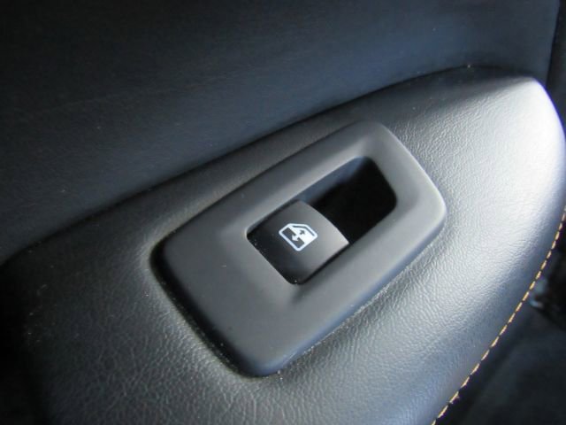 Used 2018 Jeep Compass Latitude w/ Popular Equipment Group image 29