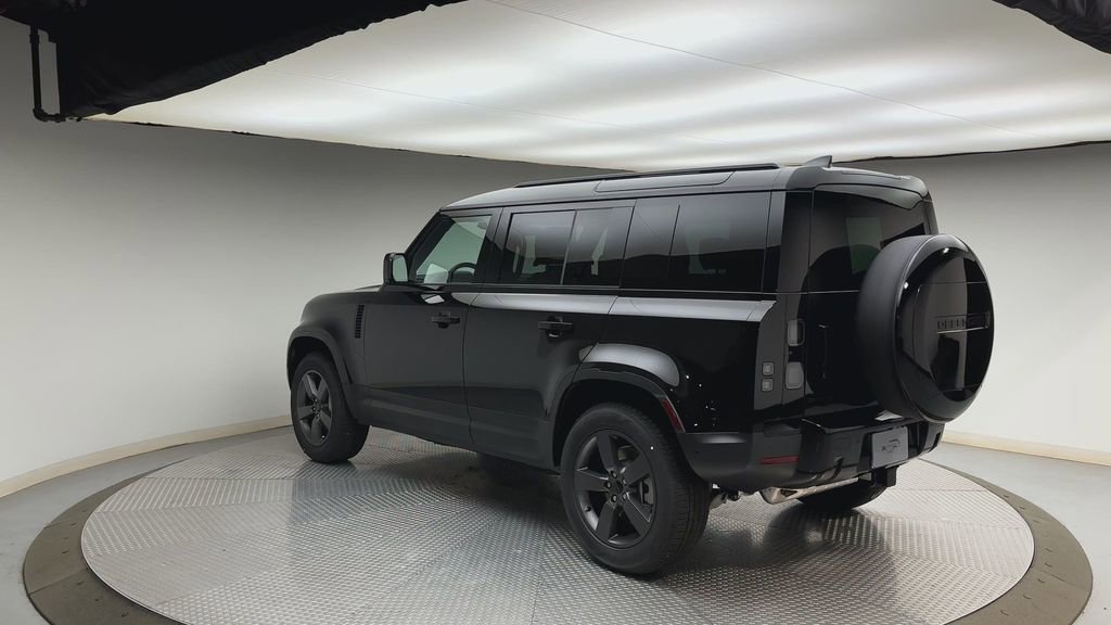 New 2026 Land Rover Defender 110 S AWD/4WD image 4
