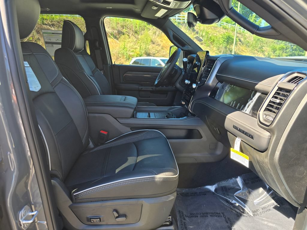 New 2026 RAM 2500 Limited AWD/4WD image 29