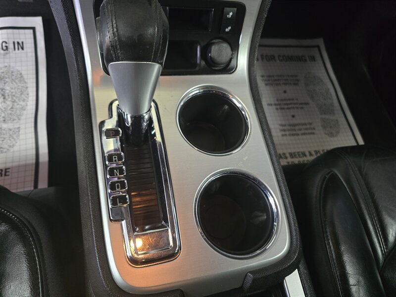Used 2009 GMC Acadia SLT AWD/4WD image 23