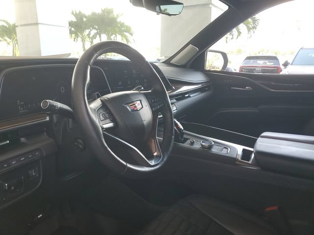 Used 2023 Cadillac Escalade Sport Platinum w/ LPO, ONYX Package AWD/4WD image 23