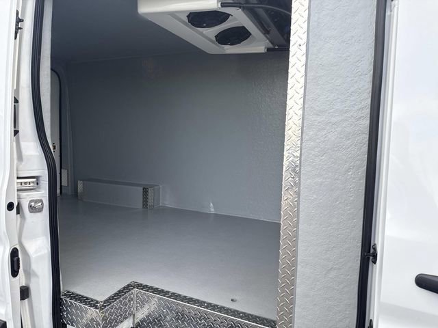 New 2025 Ford Transit 350 148 Medium Roof image 7