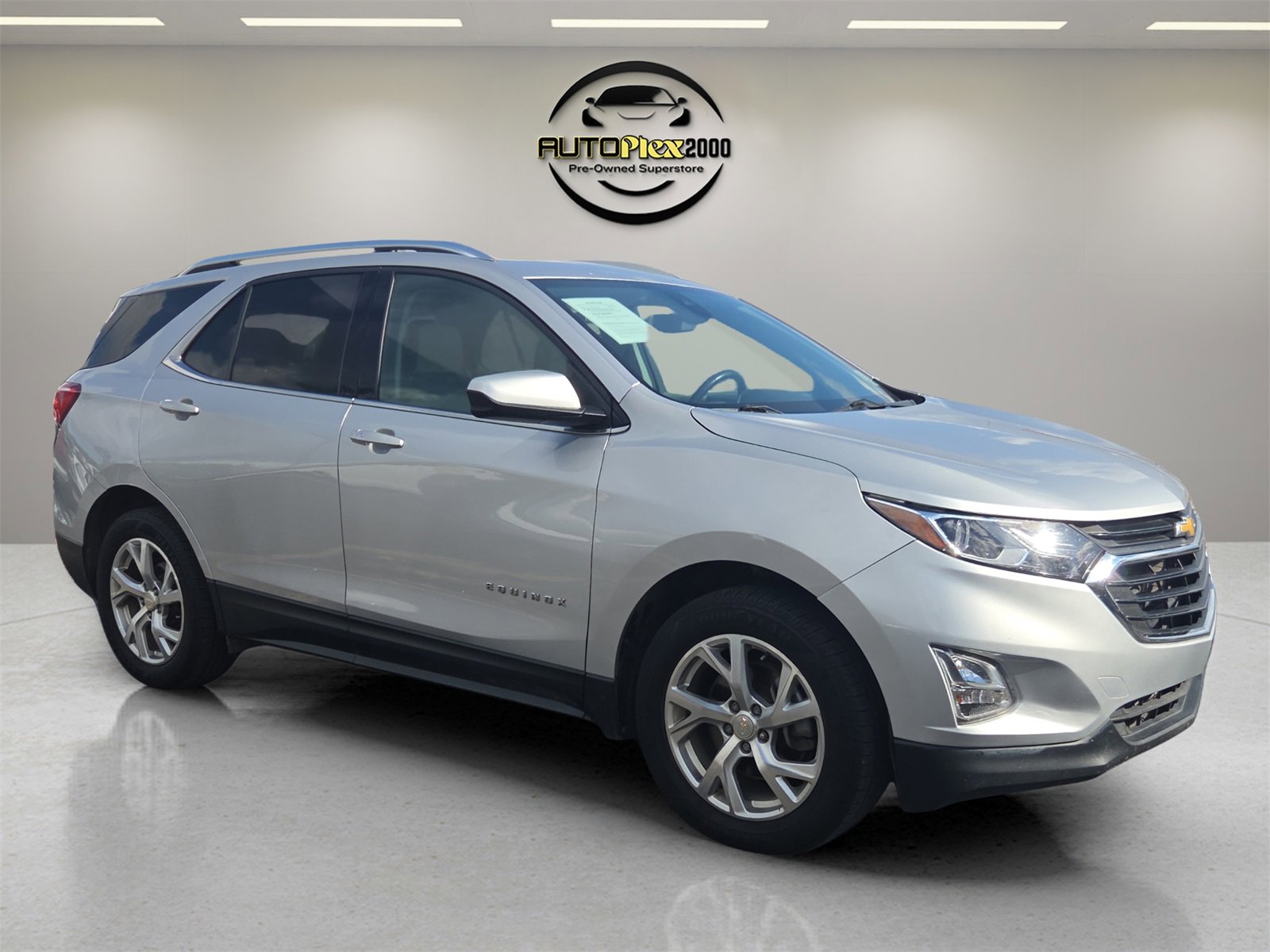 Used 2020 Chevrolet Equinox LT image 1