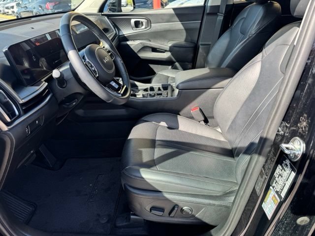 Used 2025 Kia Sorento S FWD image 19
