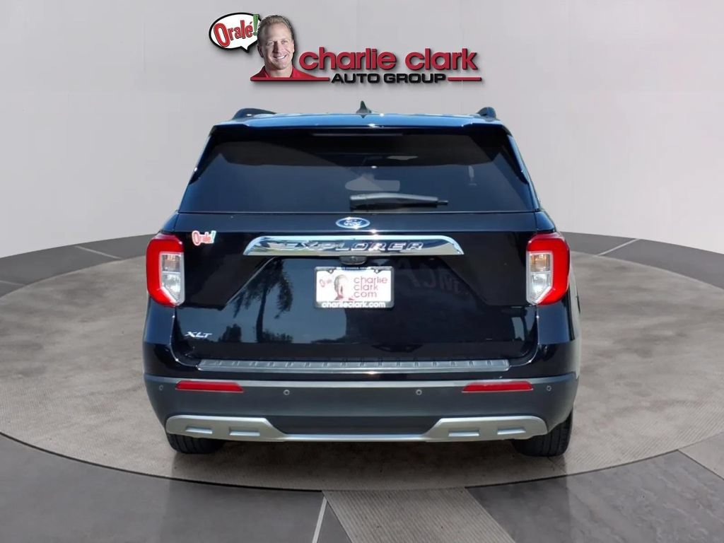 Used 2023 Ford Explorer XLT w/ Equipment Group 202A RWD image 5