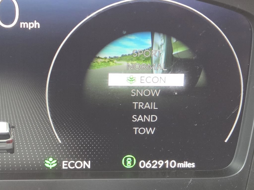 Used 2024 Honda Pilot Elite image 36