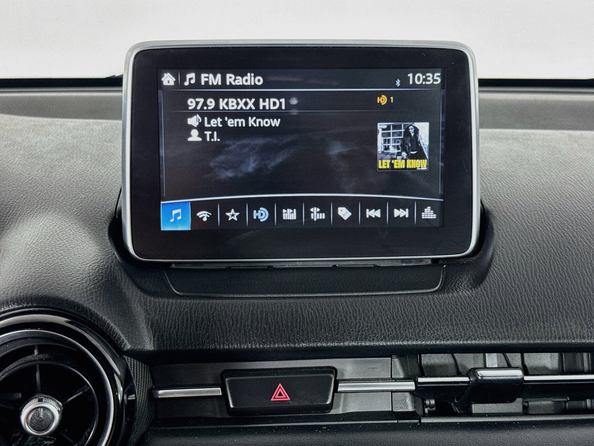 Used 2017 Toyota Yaris iA FWD image 16