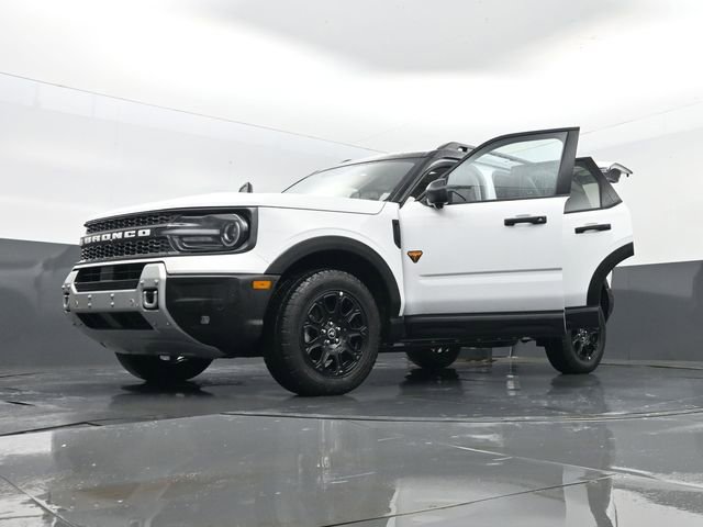 Used 2025 Ford Bronco Sport Badlands image 34