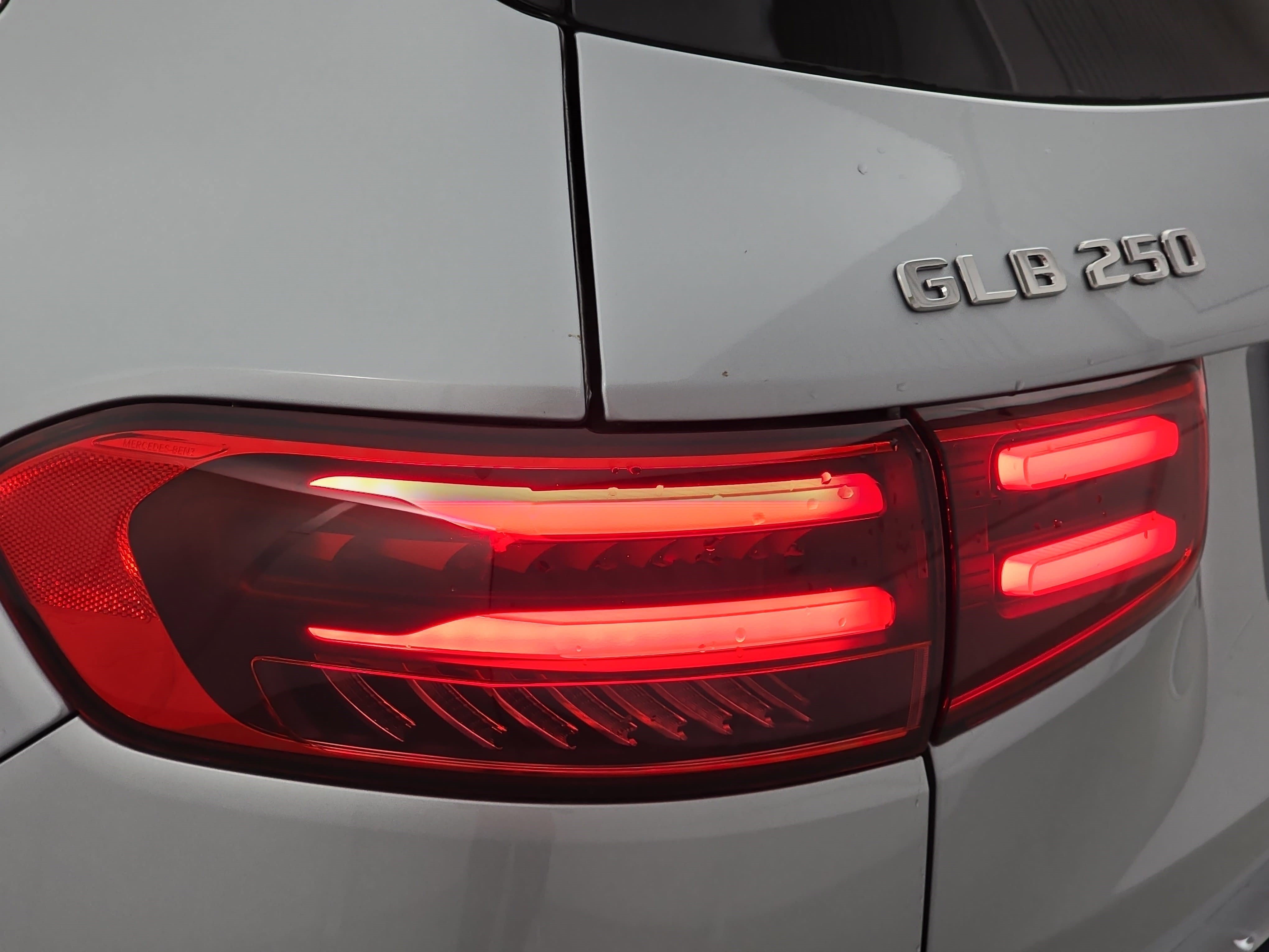 New 2026 Mercedes-Benz GLB 250 image 35