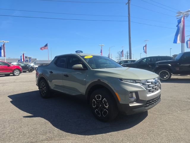 Used 2022 Hyundai Santa Cruz SEL w/ Cargo Package AWD/4WD image 3