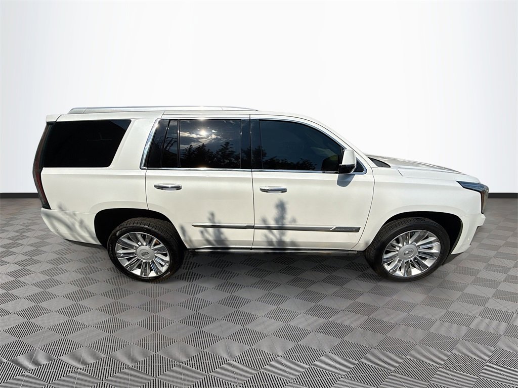 Used 2019 Cadillac Escalade Platinum image 9