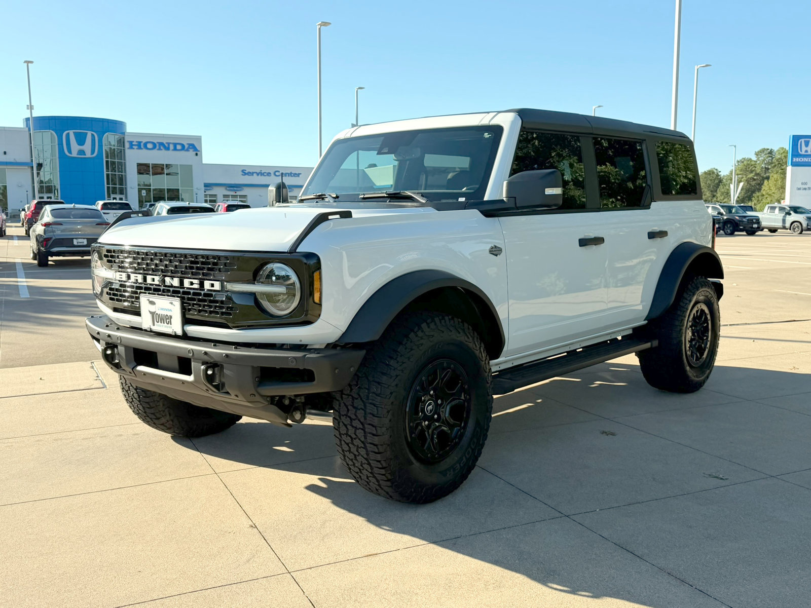 Used 2024 Ford Bronco Wildtrak AWD/4WD image 3