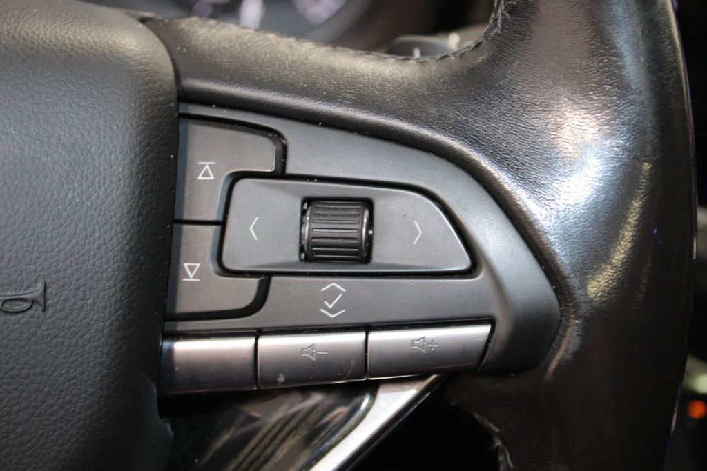 Used 2021 Cadillac XT6 Premium Luxury image 23