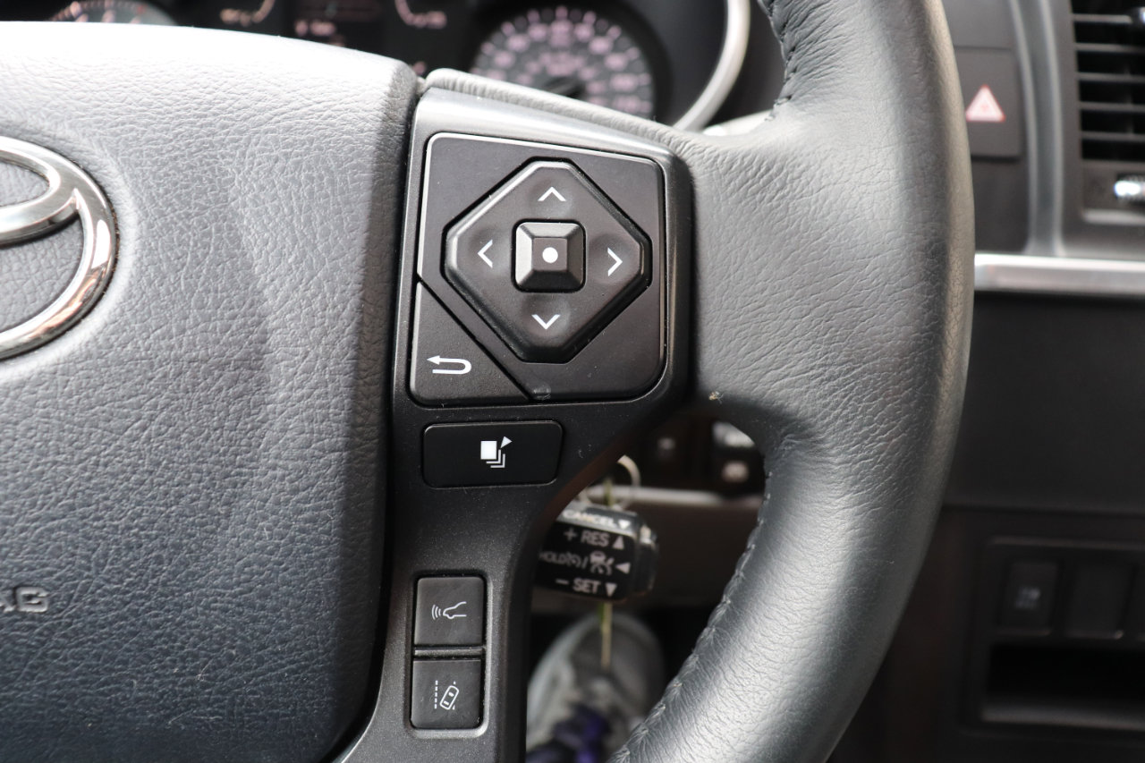 Used 2018 Toyota Sequoia Limited image 54