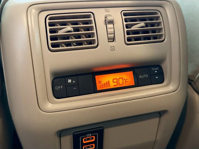 Used 2018 Nissan Pathfinder SV w/ SV Tech Package image 26