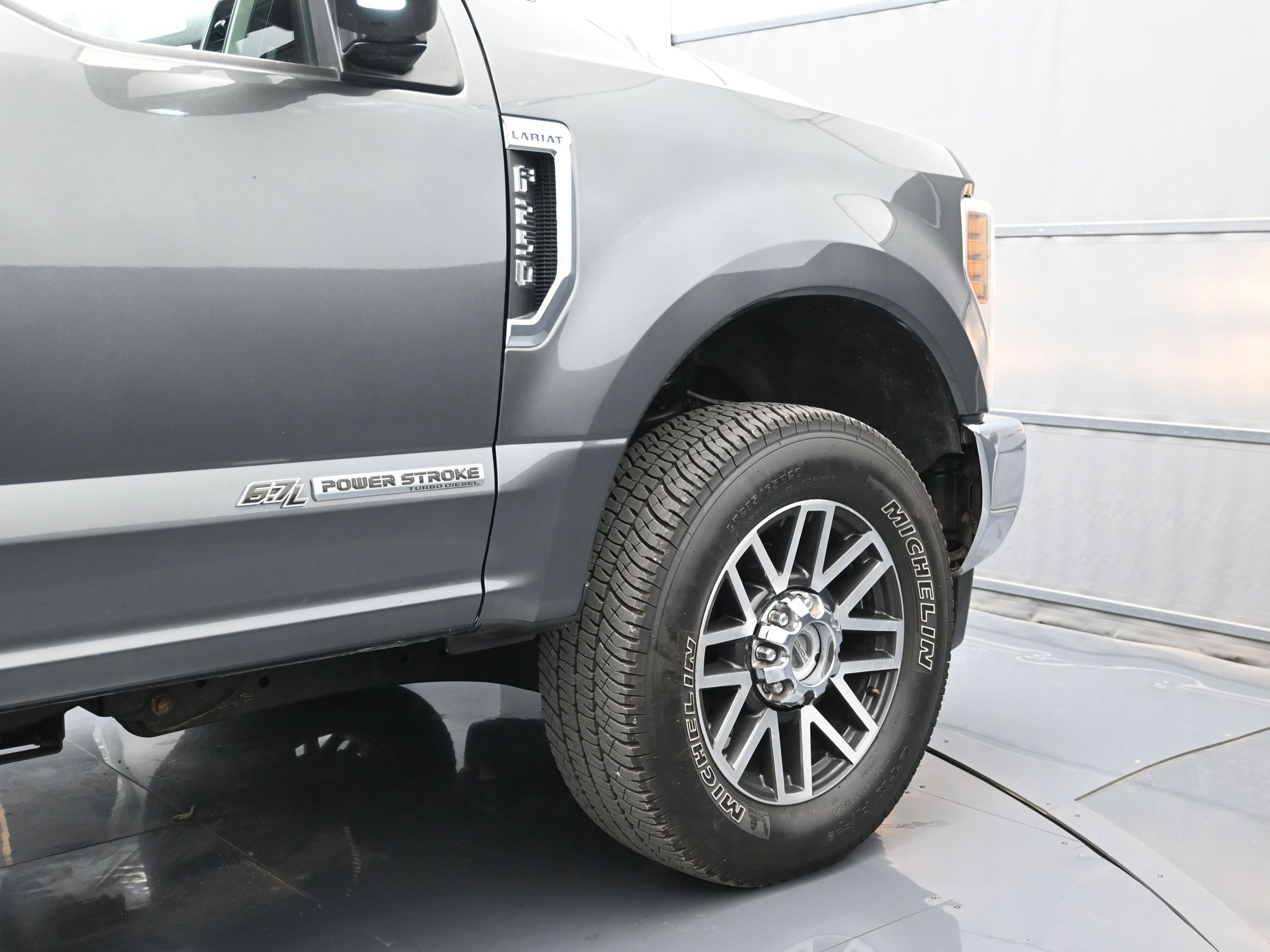 Used 2019 Ford F250 Lariat w/ Lariat Value Package image 48