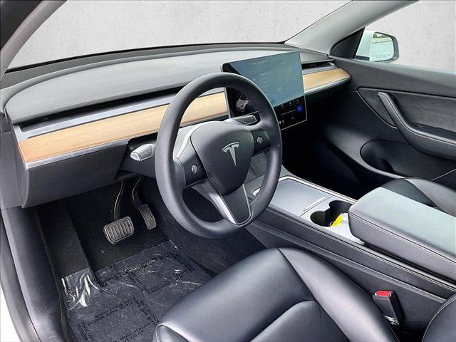 Used 2021 Tesla Model Y Long Range AWD/4WD image 13