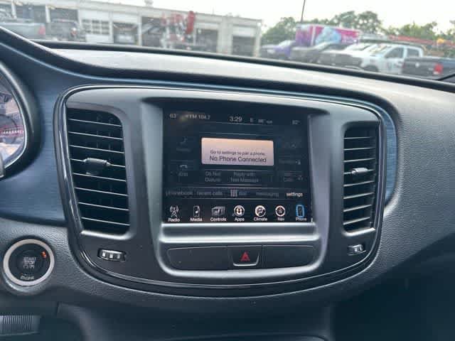 Used 2015 Chrysler 200 S w/ Navigation & Sound Group I FWD image 7