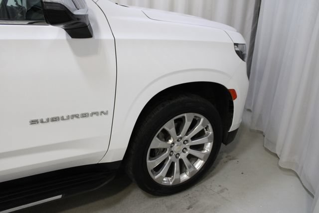Used 2021 Chevrolet Suburban Premier AWD/4WD image 40