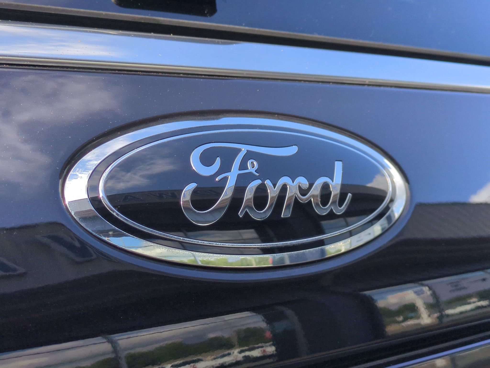 Used 2023 Ford Expedition Limited RWD image 6
