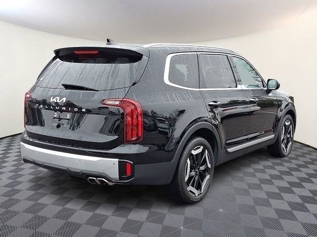 Used 2024 Kia Telluride S image 9