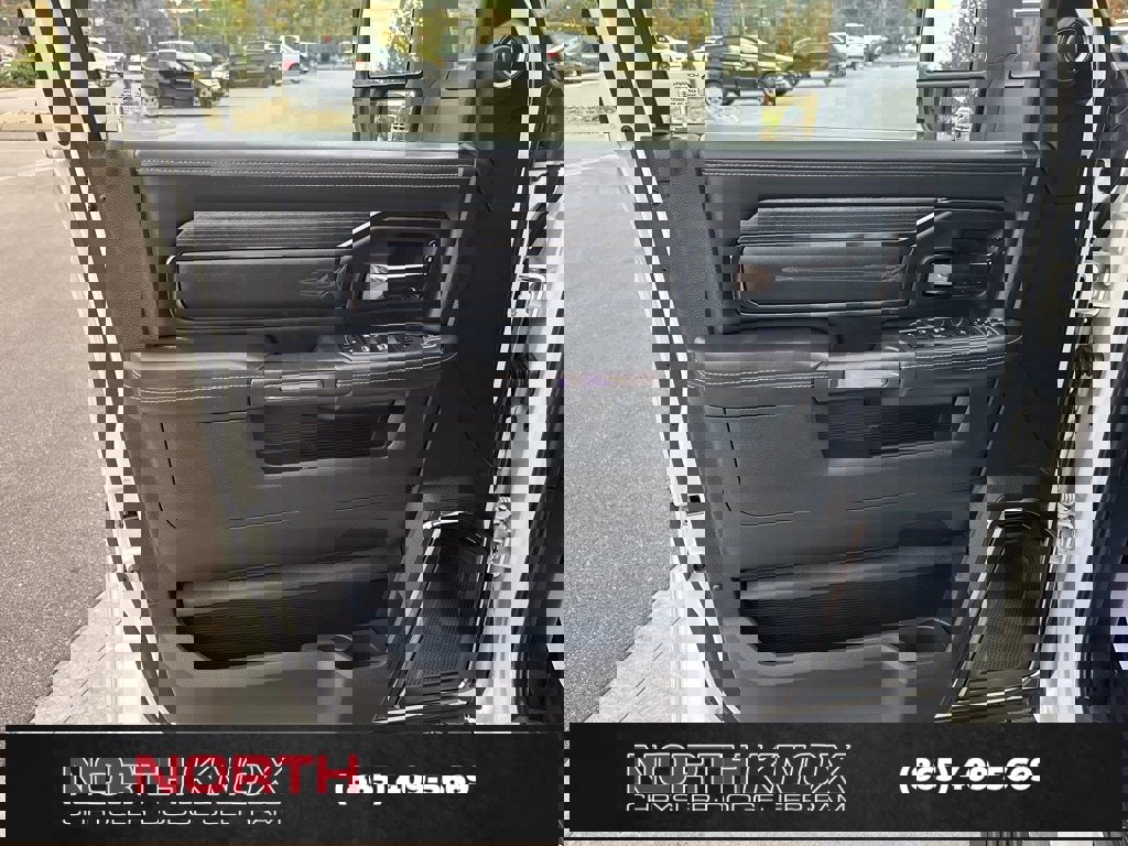 Used 2024 RAM 3500 Limited image 7