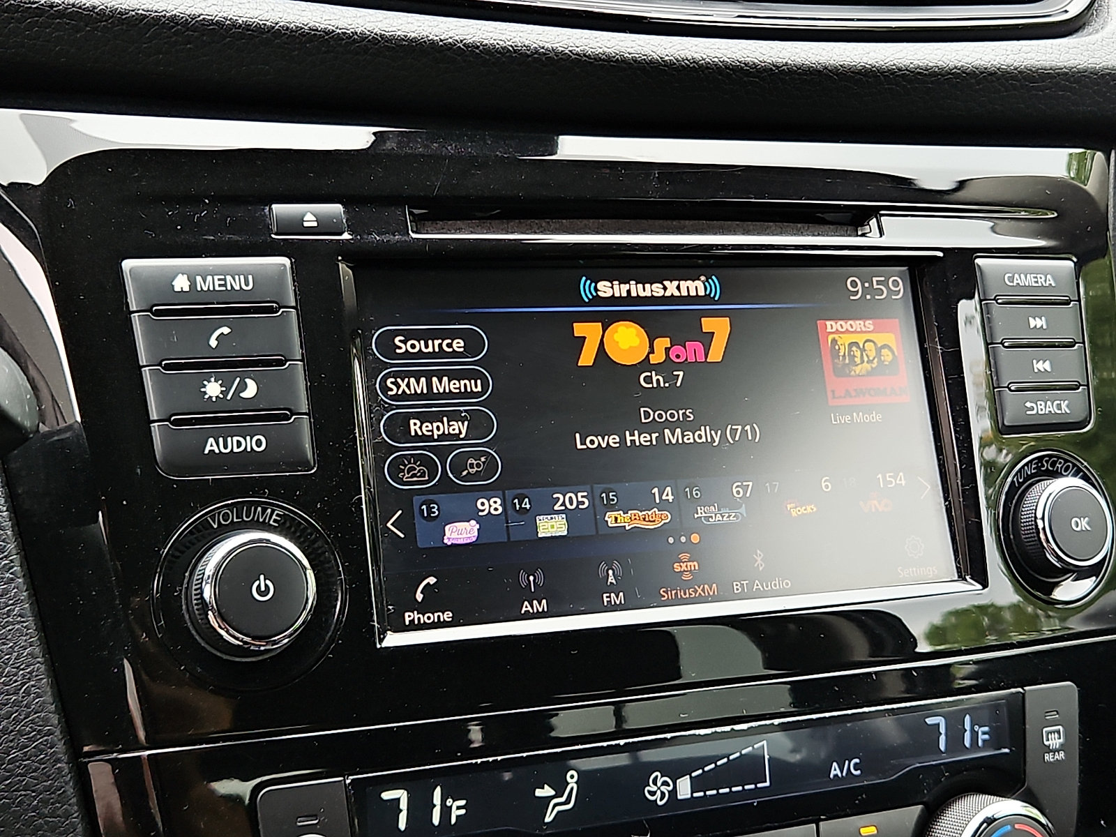 Certified 2019 Nissan Rogue SV AWD/4WD image 16