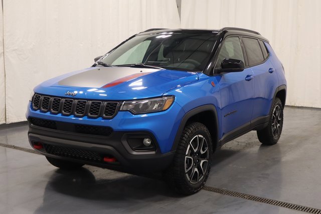 New 2026 Jeep Compass Trailhawk image 5