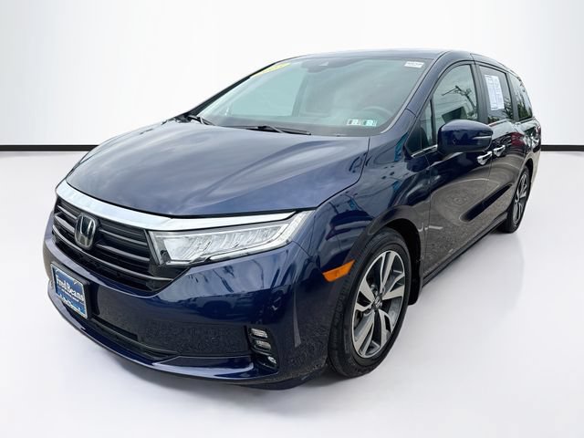 Certified 2023 Honda Odyssey Touring image 3