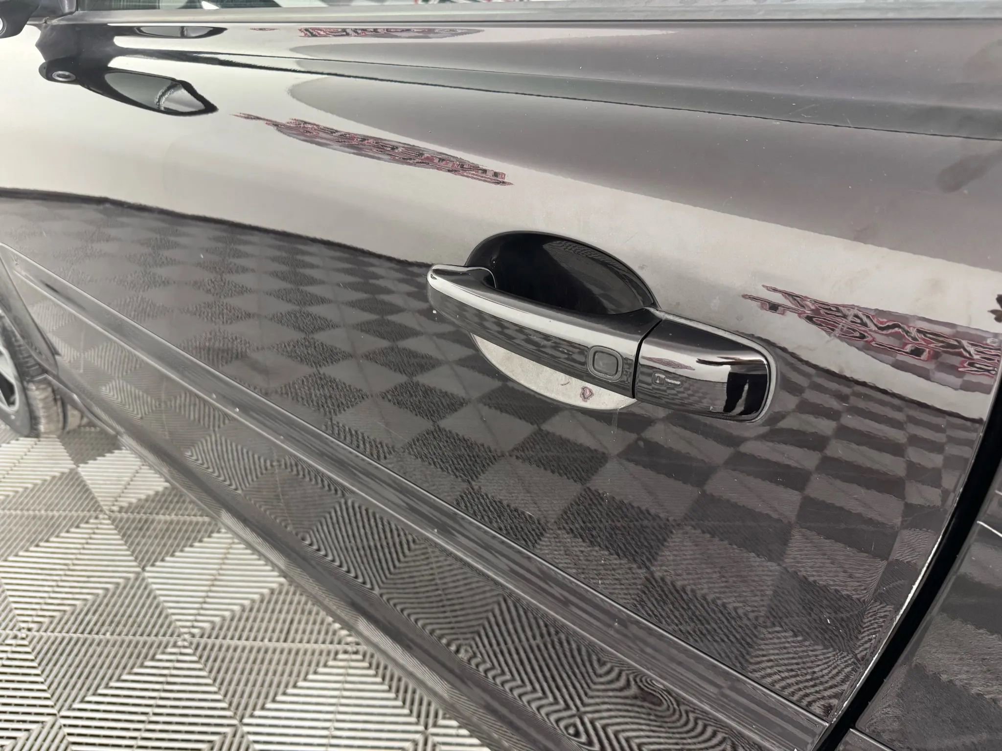 Used 2013 Volvo C70 T5 image 21